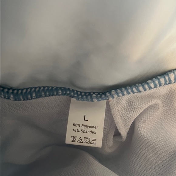 Blue Ruffled Tankini Top and Patterned High-Waist Bottoms - Picture 4 of 5